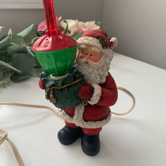 Bubbling Santa - Picture 5 of 12